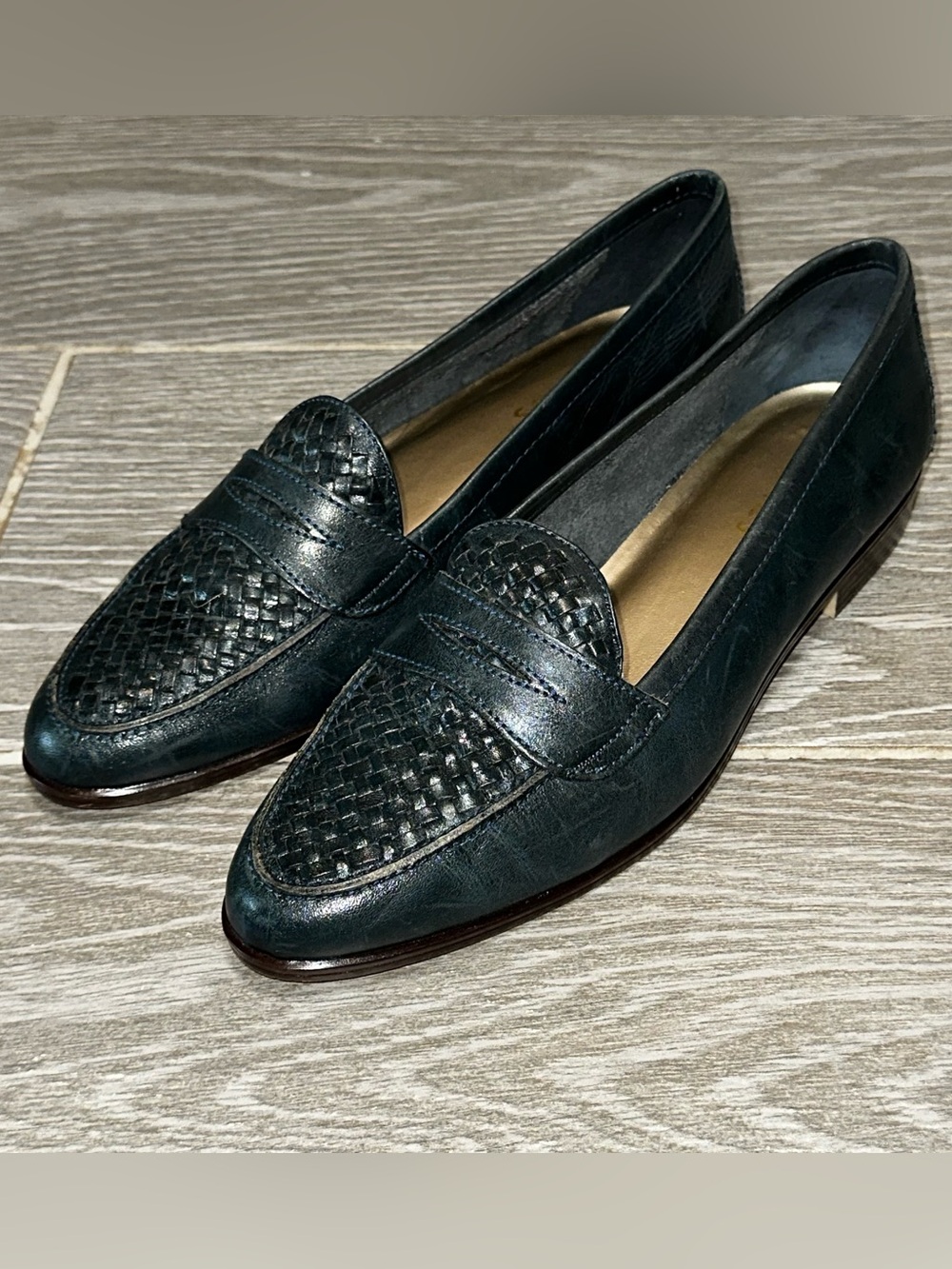 Westies Blue Leather Women’s 9M Loafers Almond Toe Low Block Heel Shoes Vintage